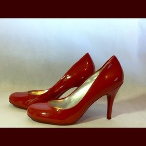 Jessica Simpson Red heels size 8 1/2